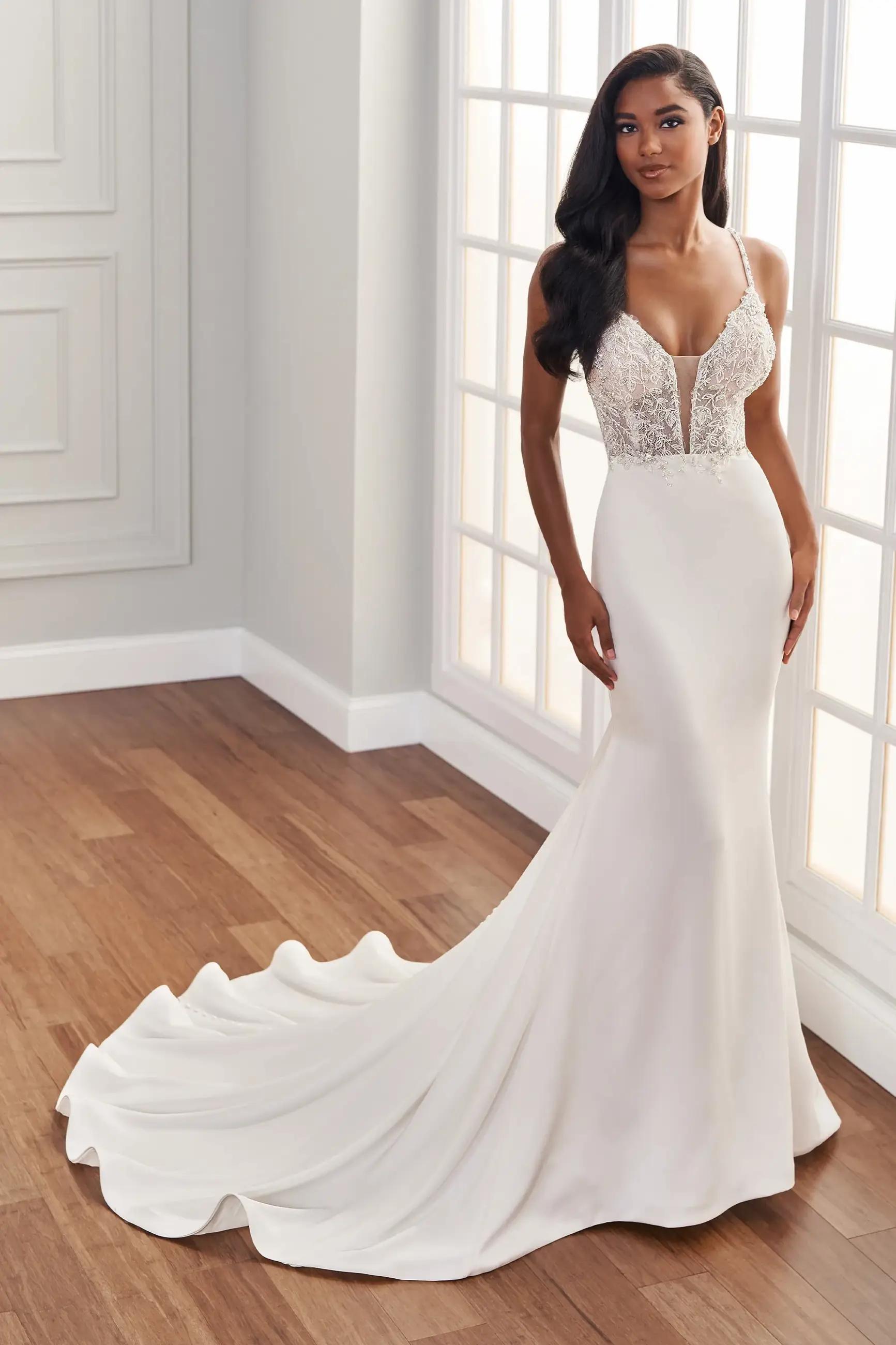 Simply Stunning Wedding Gowns Image