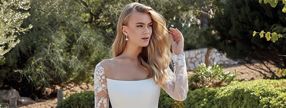 Fall 2023 Bridal Trends: Unveiling Unique Wedding Dress Necklines Image