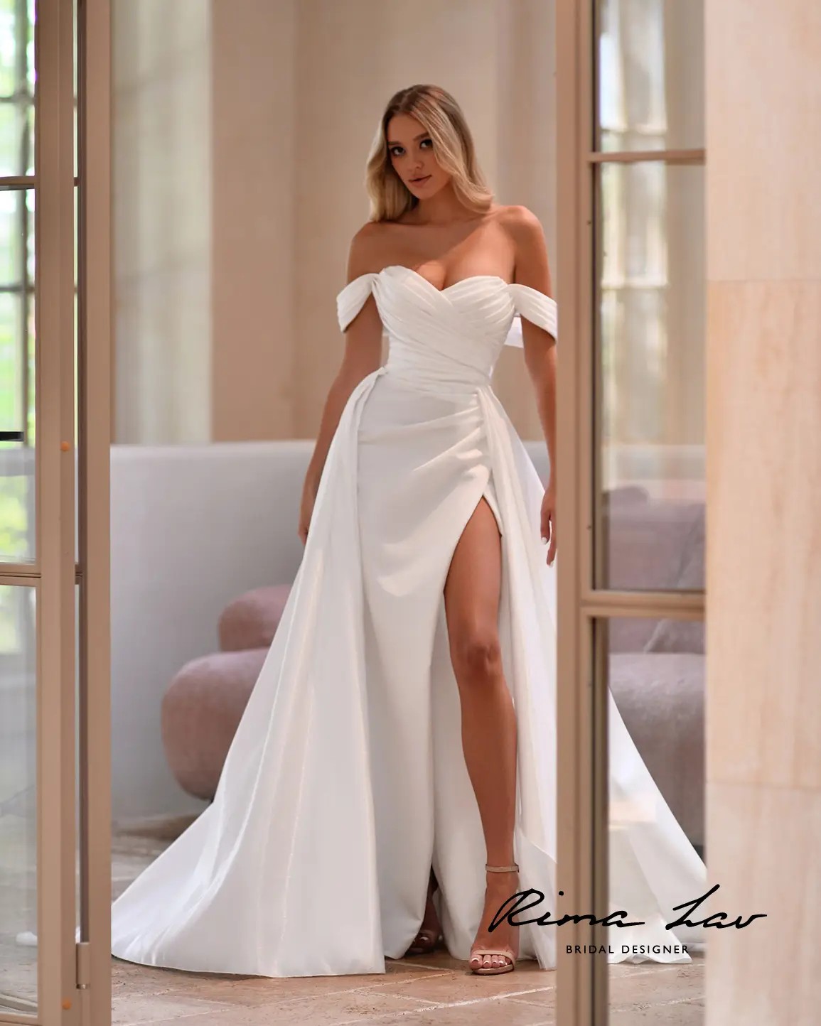 Simple, but never boring: Sleek, modern gowns. Desktop Image