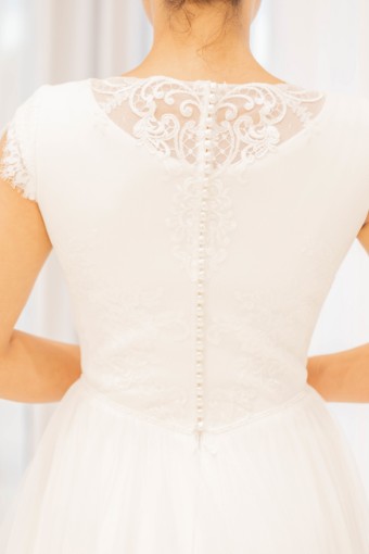 Malmrose Bridal Style #PenelopaModest #1 Milk thumbnail