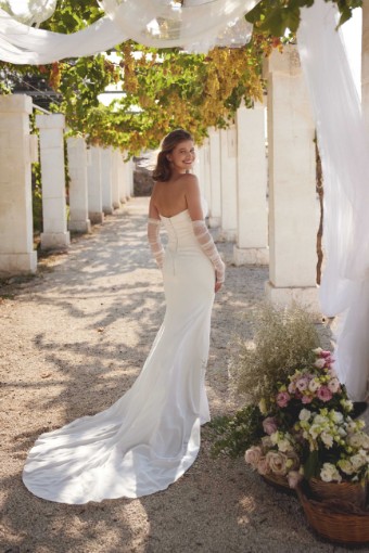 Lillian West Style #66388 #4 Ivory thumbnail