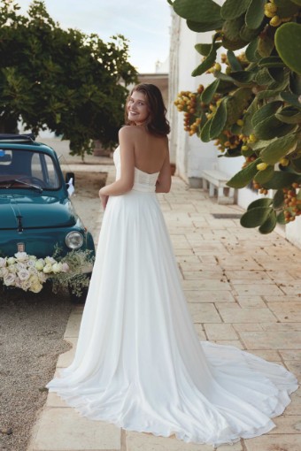 Lillian West Style #66382 #1 Ivory/Latte thumbnail