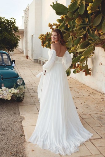 Lillian West Style #66382 #4 Ivory/Latte thumbnail