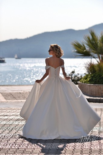 Malmrose Bridal Style #Dissaro #2 Milk thumbnail