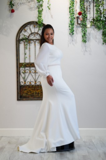 Modest Style #Rania #1 Milk thumbnail