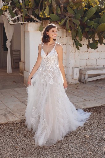 Lillian West Style #66407 #7 Ivory/Ivory/Latte thumbnail